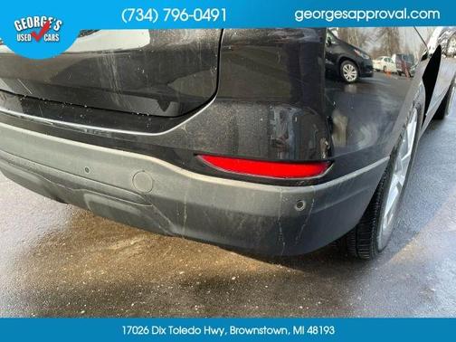 Black 2022 Chevrolet Equinox LS