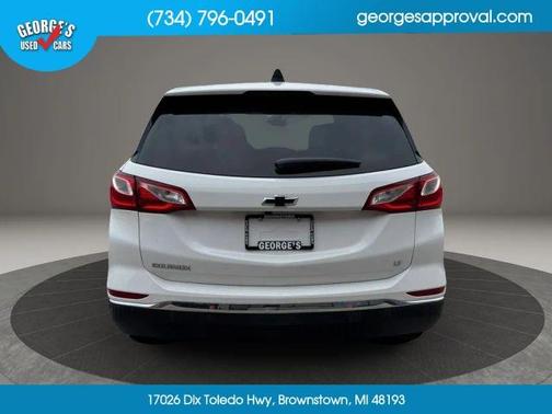 White 2020 Chevrolet Equinox 2LT
