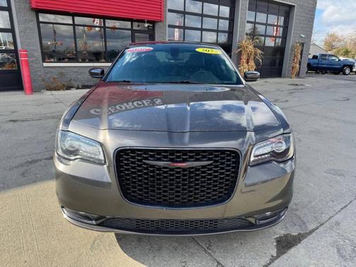 2023 Chrysler 300 S