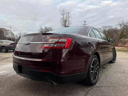 2019 Ford Taurus Limited