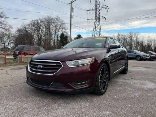 2019 Ford Taurus Limited