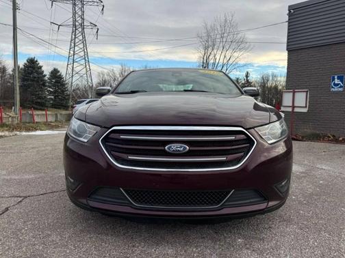 2019 Ford Taurus Limited