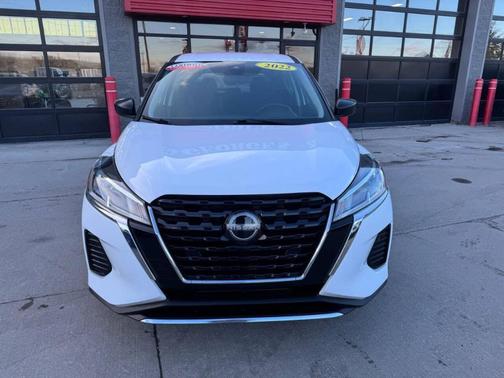 2022 Nissan Kicks S