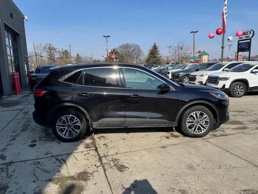 2021 Ford Escape SEL