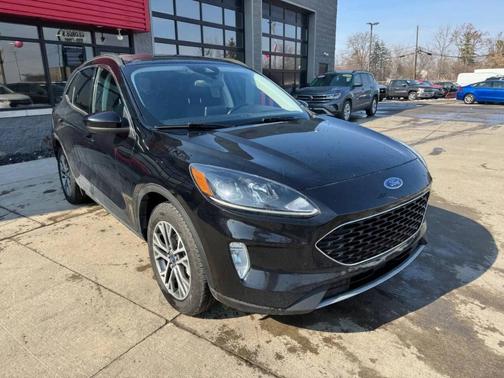 2021 Ford Escape SEL