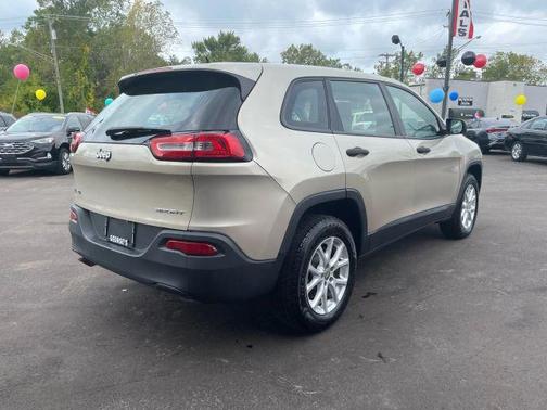 2014 Jeep Cherokee Sport