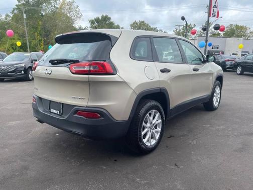 2014 Jeep Cherokee Sport