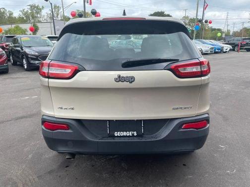 2014 Jeep Cherokee Sport