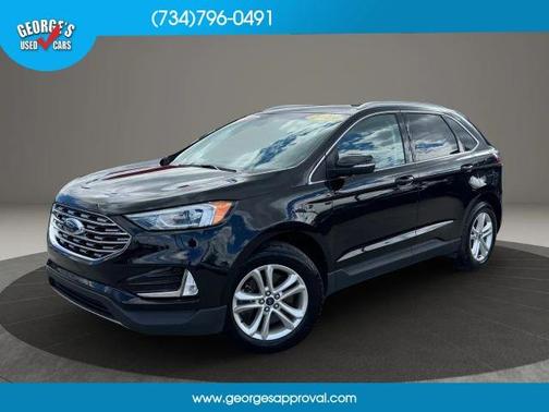 Black 2019 Ford Edge SEL
