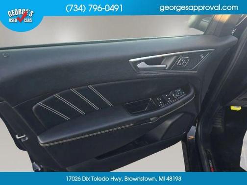 Black 2020 Ford Edge ST
