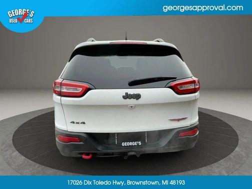 White 2017 Jeep Cherokee Trailhawk