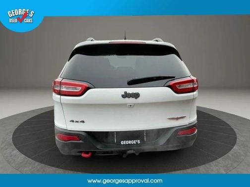 White 2017 Jeep Cherokee Trailhawk