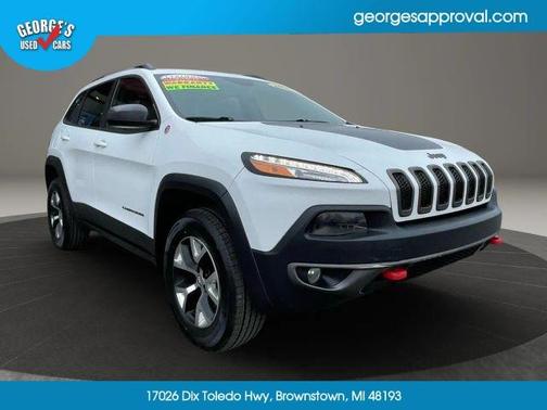 White 2017 Jeep Cherokee Trailhawk