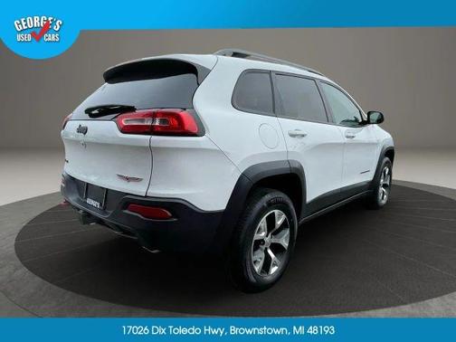 White 2017 Jeep Cherokee Trailhawk