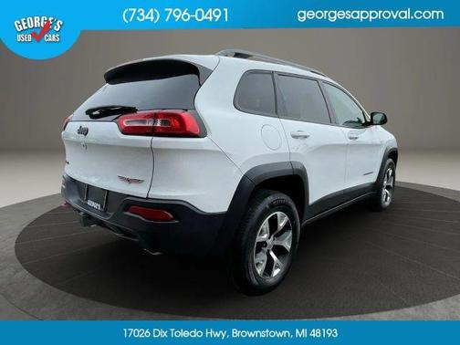 White 2017 Jeep Cherokee Trailhawk