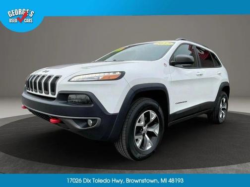White 2017 Jeep Cherokee Trailhawk