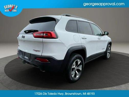 White 2017 Jeep Cherokee Trailhawk