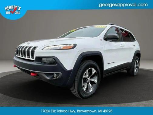 White 2017 Jeep Cherokee Trailhawk