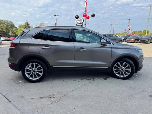 2016 Lincoln MKC Select