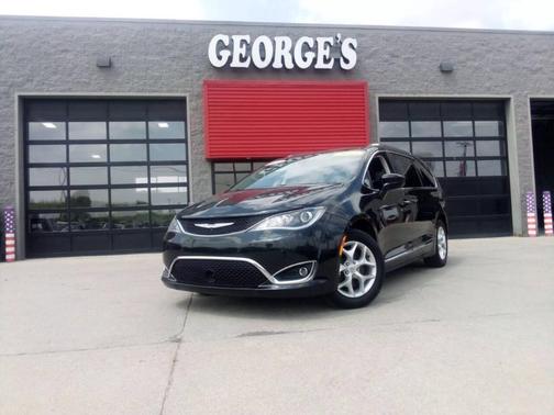 2018 Chrysler Pacifica Touring-L Plus