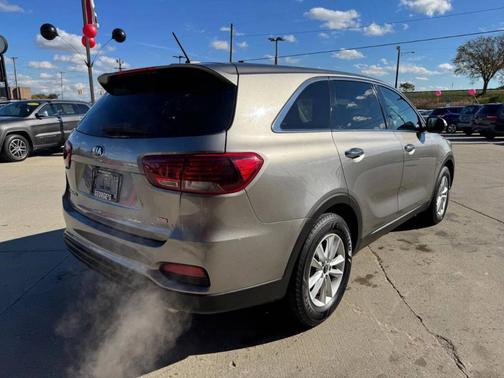 2019 Kia Sorento L