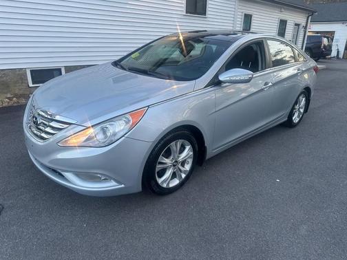 2012 Hyundai SONATA Limited