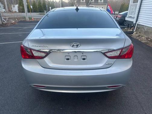 2012 Hyundai SONATA Limited