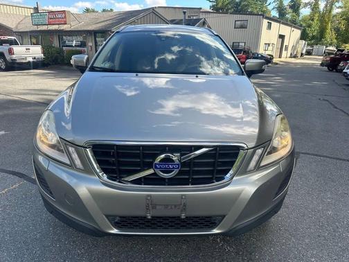 2012 Volvo XC60 T6 R-Design Platinum