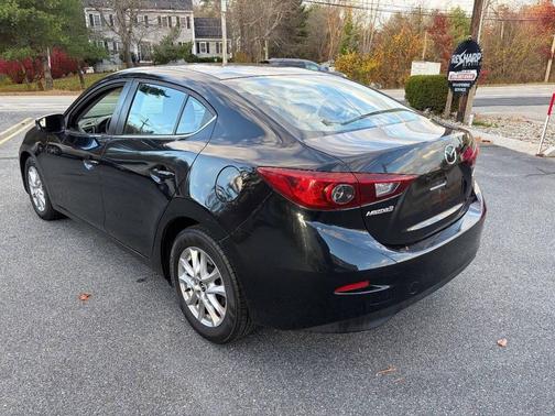 2016 Mazda Mazda3 i Sport