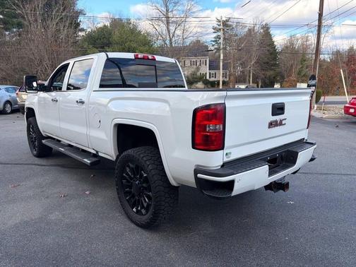 2016 GMC Sierra 2500 Denali