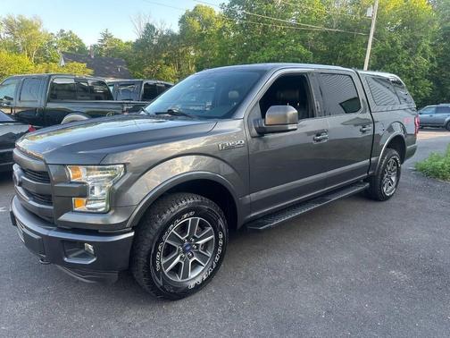 Magnetic Metallic 2015 Ford F-150 Lariat