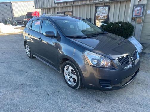 2010 Pontiac Vibe Base