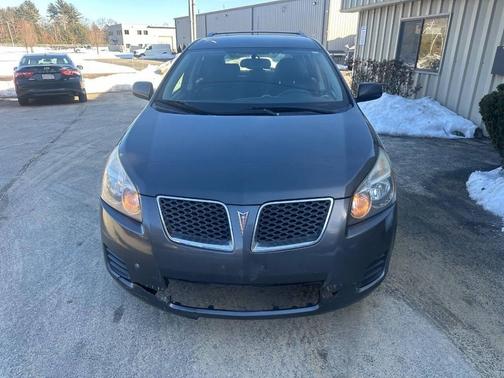 2010 Pontiac Vibe Base
