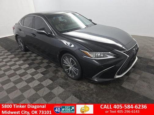 2022 Lexus ES 300h Base