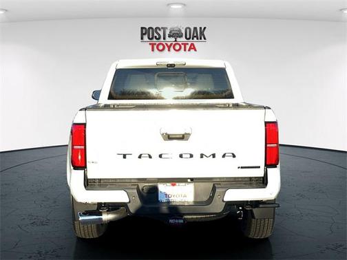 2026 Toyota Tacoma Hybrid Limited