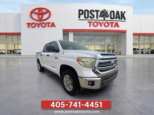 Super White 2016 Toyota Tundra SR5
