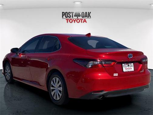 2024 Toyota Camry Hybrid LE