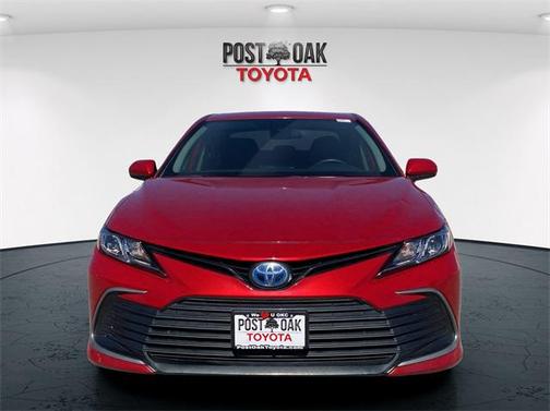 2024 Toyota Camry Hybrid LE