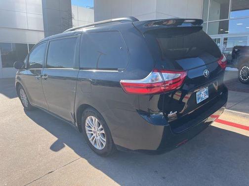 2015 Toyota Sienna SE