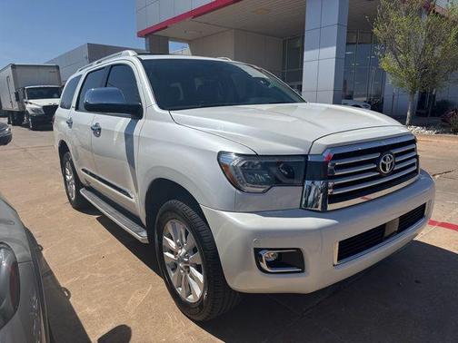 Blizzard Pearl 2019 Toyota Sequoia Platinum