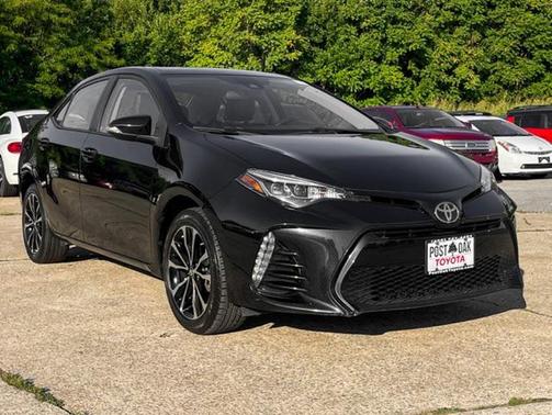 Black Sand Pearl 2017 Toyota Corolla L