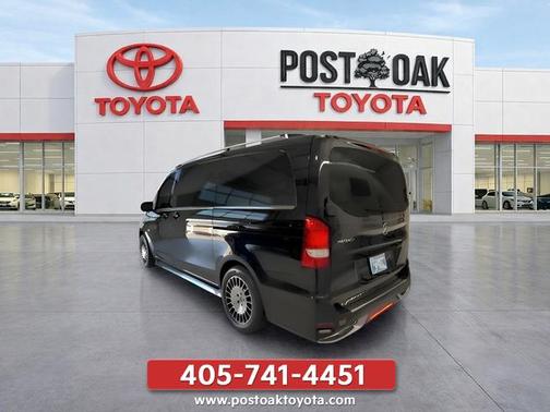 Obsidian Black Metallic 2020 Mercedes-Benz Metris Base