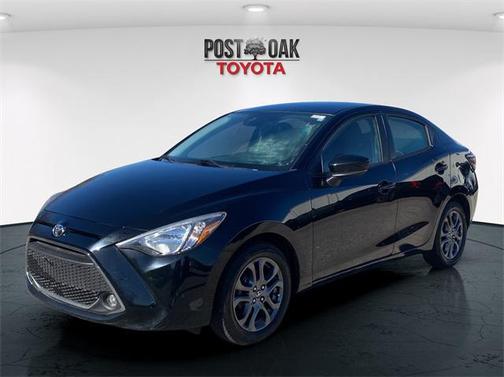 2019 Toyota Yaris Sedan LE