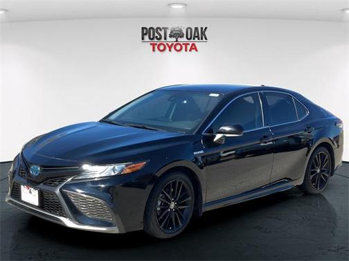 2021 Toyota Camry XSE