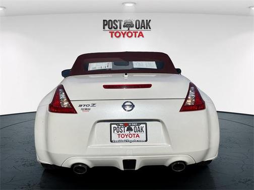 2010 Nissan 370Z Touring