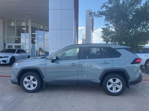 Lunar Rock 2019 Toyota RAV4 XLE
