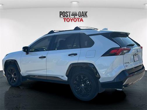 2024 Toyota RAV4 Hybrid SE