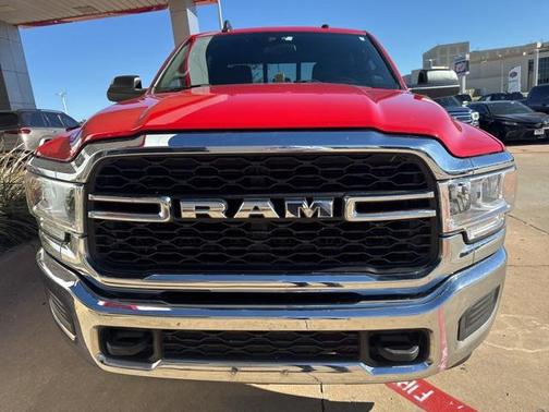 2021 RAM 2500 Tradesman Crew Cab 4x4 6'4' Box