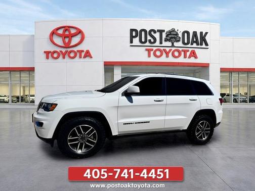 Bright White Clearcoat 2020 Jeep Grand Cherokee Laredo
