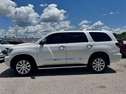 Blizzard Pearl 2018 Toyota Sequoia Platinum